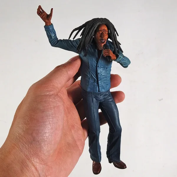 Estatua Cantor de Reggae Bob Marley PVC - Imagem 14