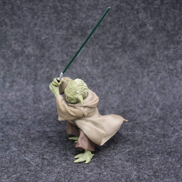 Mestre YODA com espada Action Figure - Imagem 4