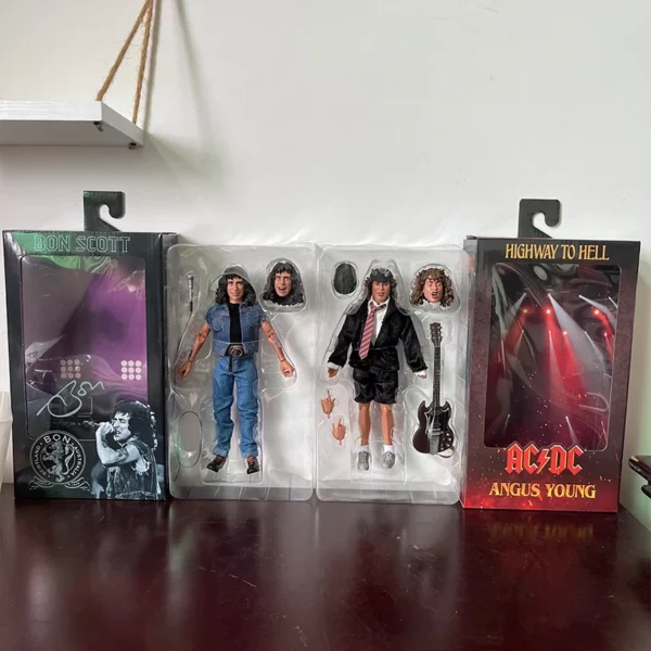 Angus Young - Bon Scott Action Boneco Colecionável - Imagem 19