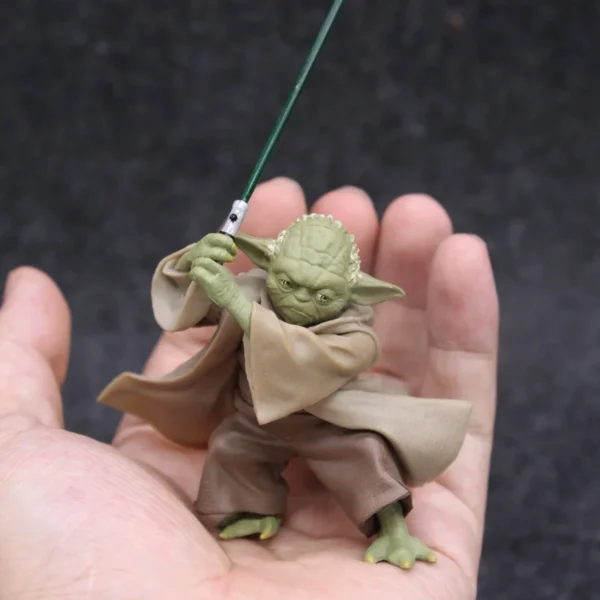 Mestre YODA com espada Action Figure - Imagem 7