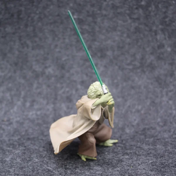 Mestre YODA com espada Action Figure - Imagem 11