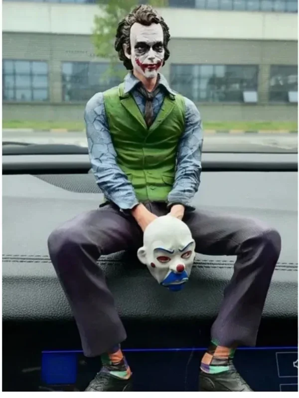 Anime Joker Sentado - Imagem 8
